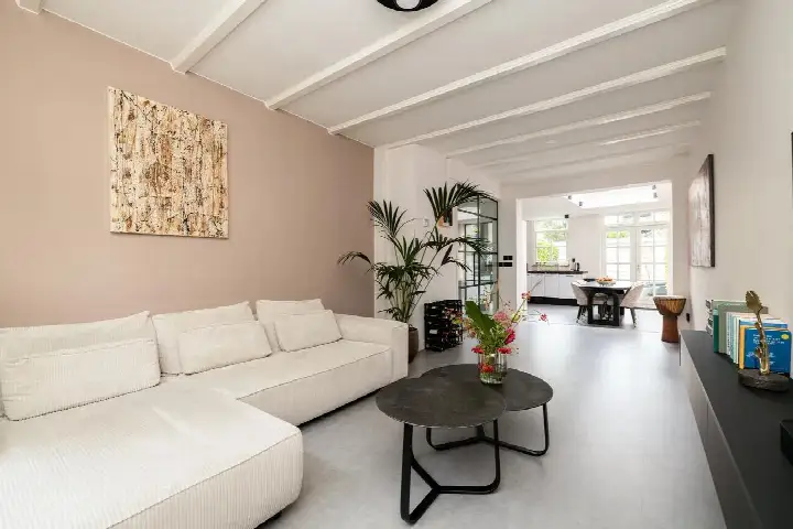 Corner house for sale: Hoogstraat 49, Haastrecht-Dorpskern Haastrecht