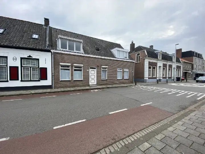 Woning te huur: Hoogstraat, Schrijversbuurt Eindhoven
