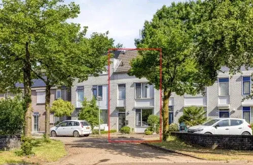 Tussenwoning te koop: Hoogzoggel 73, Zoggel Uden