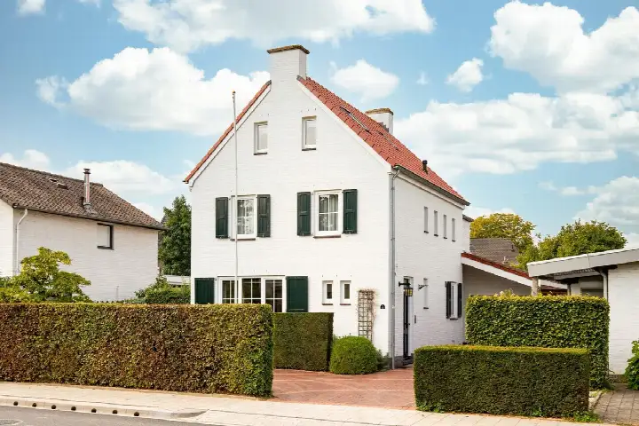 Vrijstaande woning te koop: Hoolstraat 13, Voerendaal Voerendaal