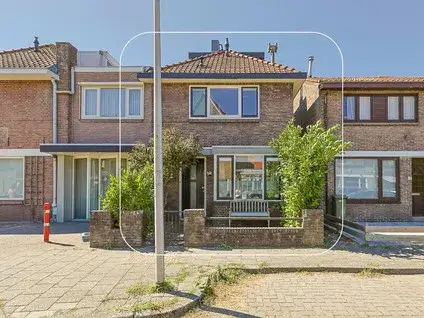 Hoekwoning te koop: Hortensiastraat 1A, Van Boetzelaerstraat Alphen Aan Den Rijn