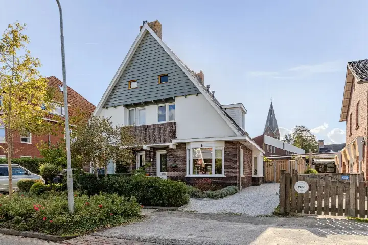 Semi-detached for sale: Hortuslaan 16, Haren-Centrum Haren (Gr)