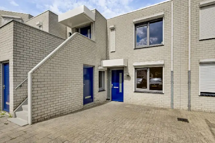 Tussenwoning te koop: Houtzaagmolen 58, Molenakker Weert