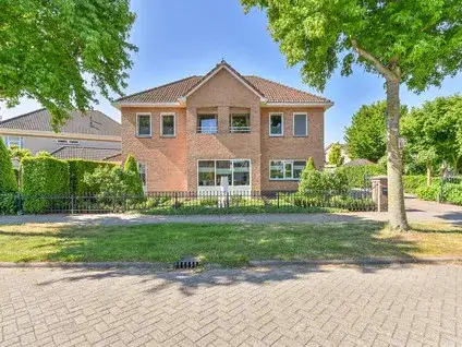 Detached house for sale: Hoveniersland 64, Noordscheschut kern Noordscheschut