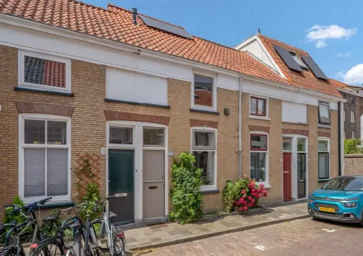 Terraced house for sale: Hovenierstraat 31, Westerkwartier Delft