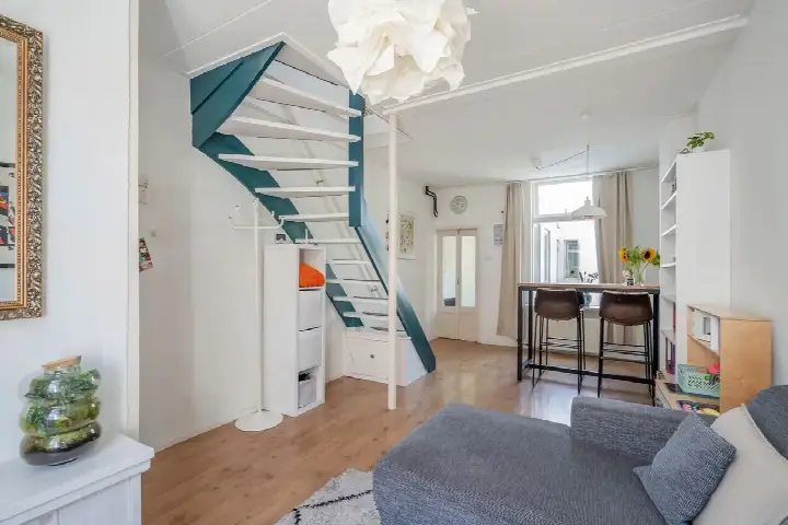 Tussenwoning te koop: Hovenierstraat 31, Westerkwartier Delft