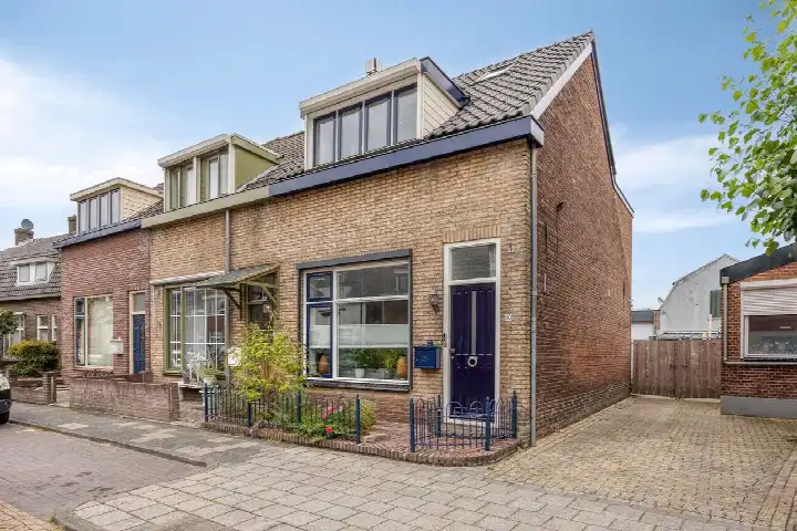 Hoekwoning te koop: Hoveniersweg 80, De Lok Tiel
