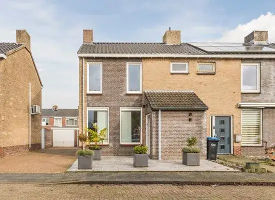 Hoekwoning te koop: Hubert van Nispenstraat 12, Kerkakkers Valkenswaard
