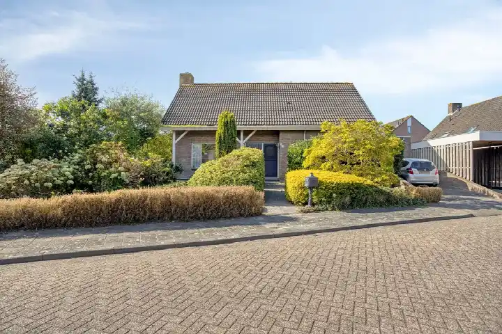 Vrijstaande woning te koop: Hubertusstraat 14, Dongen-Vaart Dongen