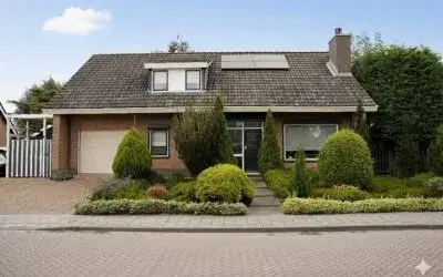 Vrijstaande woning te koop: Hugevlietstraat 12, Kern Biervliet Biervliet