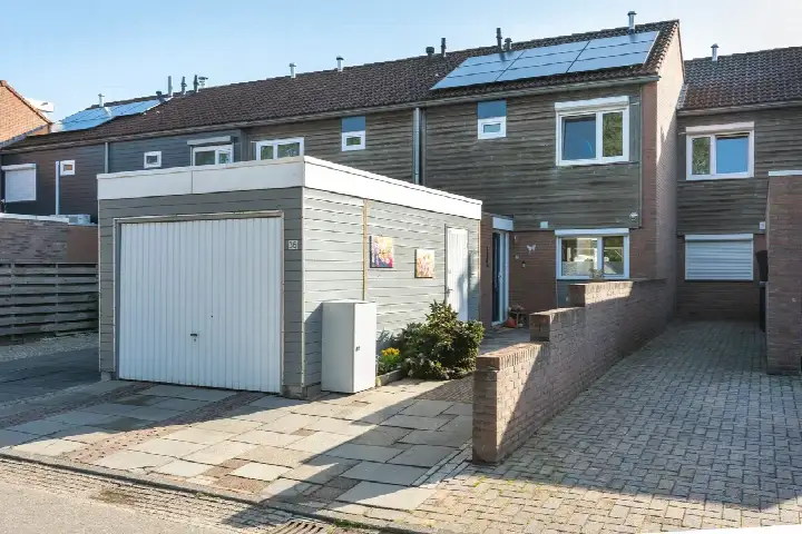 Tussenwoning te koop: Huismus 36, Rietlanden Emmen