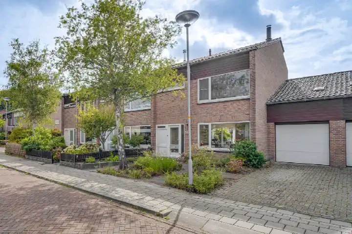 Tussenwoning te koop: Hulststraat 16, Noord-Scharwoude Oost Noord-Scharwoude