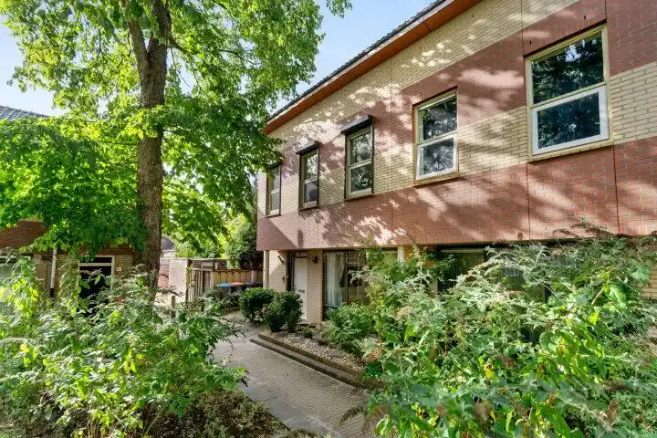 Tussenwoning te koop: Hunzestraat 89, Deppenbroek Enschede