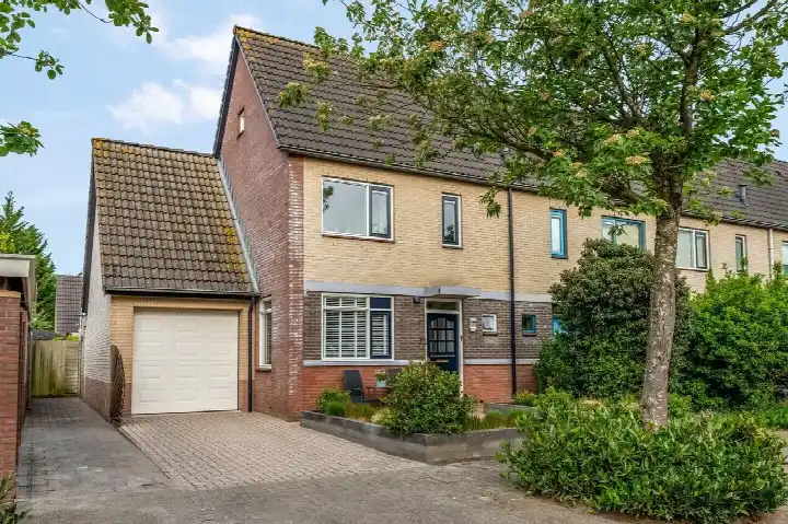 Hoekwoning te koop: Husselmansgoed 53, Corlaer Nijkerk