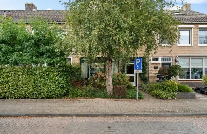 Tussenwoning te koop: Huygenslaan 15, Nieuwoord Woudenberg