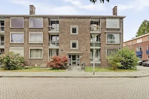 Apartment for sale: Idenburgstraat 18, Ouwe Gouwe Gouda