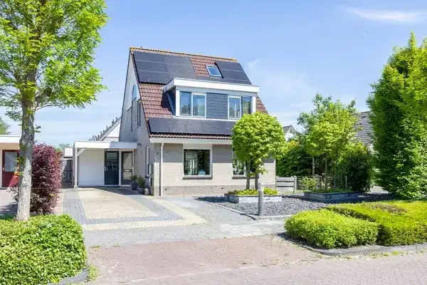 Vrijstaande woning te koop: Ielaak 7, Workum Workum