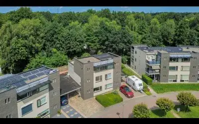 Tussenwoning te koop: Iepenlaan 20, Nieuwe Pekela Nieuwe Pekela