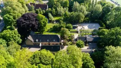 Detached house for sale: IJsseldijk 222, Kortland-Noord Krimpen Aan Den Ijssel