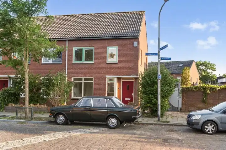Hoekwoning te koop: IJsselstraat 13, Biezen Nijmegen