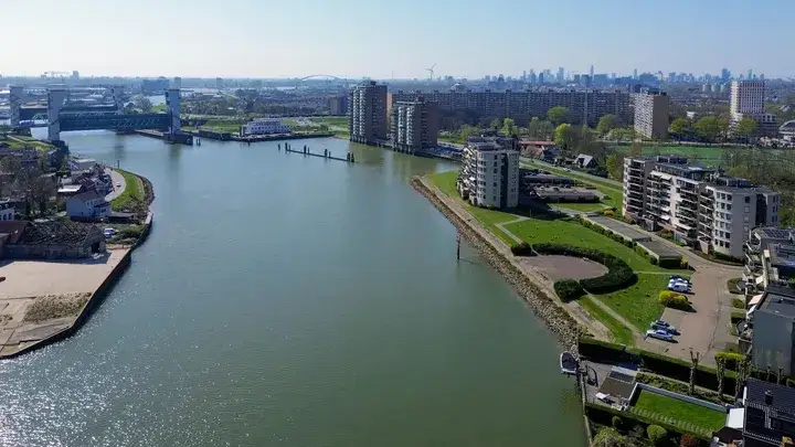 Apartment for sale: IJsselzoom 43, Rozenburcht Capelle Aan Den Ijssel
