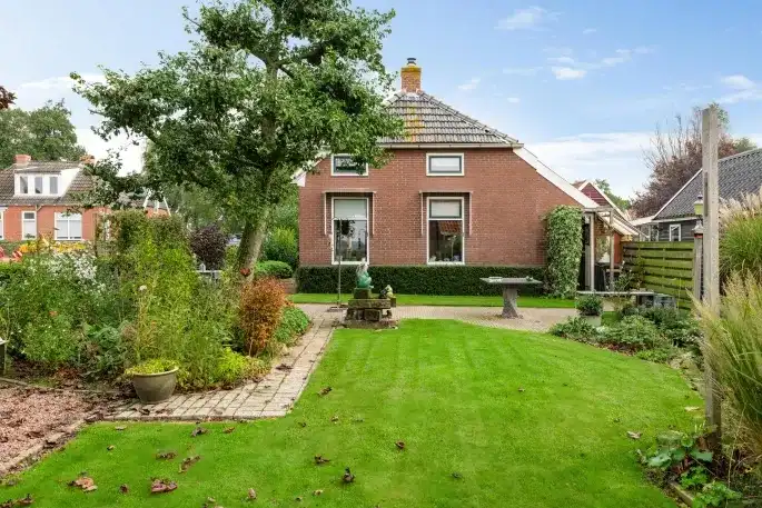 Detached house for sale: IJzerbaan 7, Eenum Eenum