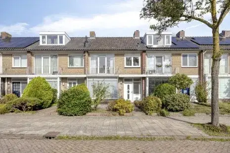 Tussenwoning te koop: Iliumstraat 15, Oude Gracht-West Eindhoven