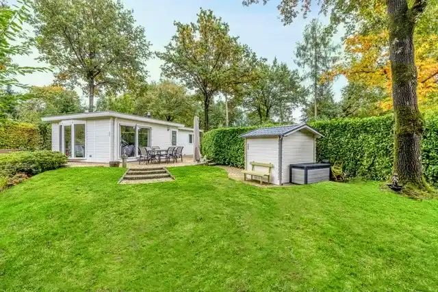 Vrijstaande woning te koop: Immenweg 15-147, Lunterse Buurtbos Lunteren