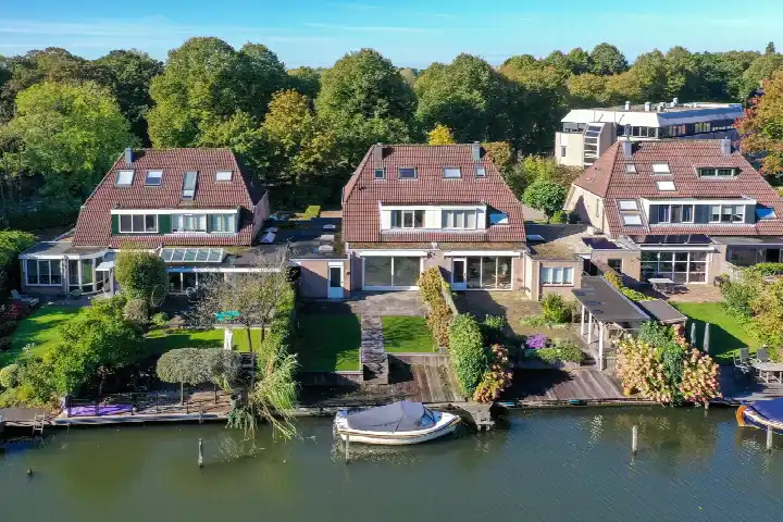 Tussenwoning te koop: Insulinde 9, Breukelen Zuid Breukelen
