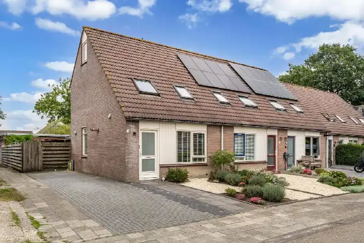 Hoekwoning te koop: Ir. C.A. Kloosterhuisstraat 11, Willemsoord Willemsoord