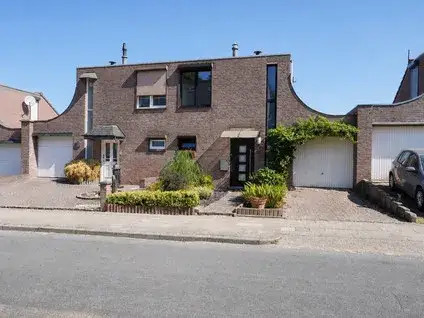 Terraced house for sale: Ir Em Mélottestraat 17, Vaals Vaals