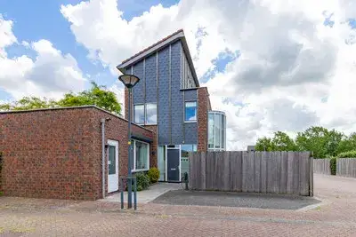 Vrijstaande woning te koop: Iraklia 1, Hoofddorp Floriande Oost Hoofddorp