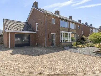 Corner house for sale: Irenestraat 13, Brouwersland Huissen