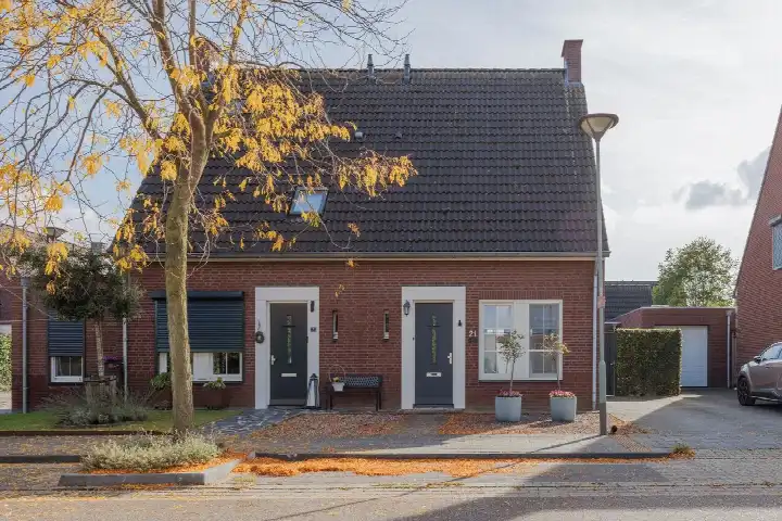 Semi-detached for sale: Irenestraat 21, Meerlo Meerlo