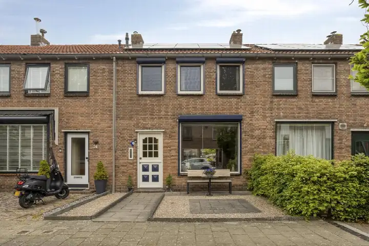 Tussenwoning te koop: Irenestraat 26, Noordpolder Terneuzen