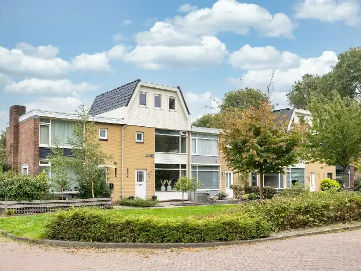 Terraced house for sale: Irenestraat 52, Hoogkerk-Zuid Groningen