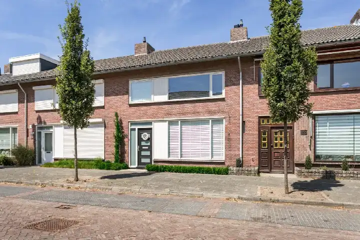 Woning te huur: Irislaan, Oud-Dommelen & Lage Heide Valkenswaard