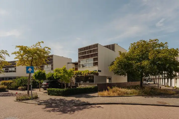 Hoekwoning te koop: Iseoplantsoen 17, De Aker-West Amsterdam