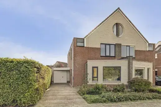 Hoekwoning te koop: it Bûtlân 51, Stadsfenne Sneek
