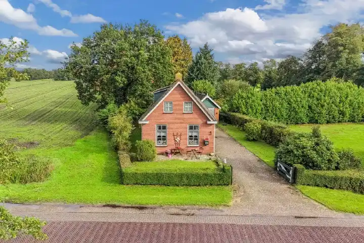 Vrijstaande woning te koop: It West 52, Oudega Oudega (Gem. Smallingerland)