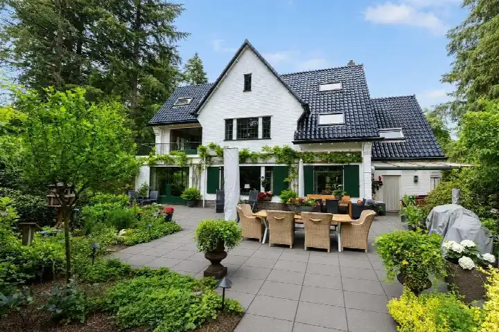 Detached house for sale: J.C. Wilslaan 9, Berg en Bos Apeldoorn