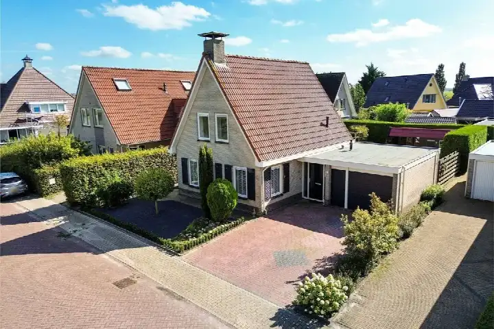 Vrijstaande woning te koop: J. Droststraat 10, Dokkum Kooilanden Dokkum