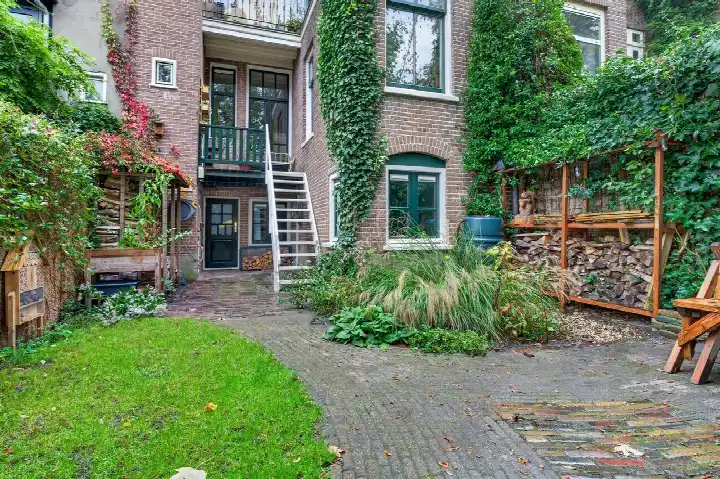 Apartment for sale: J.P. Heijestraat 36, Onder de Linden Arnhem