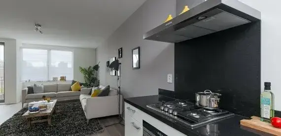 Appartement te huur: J.p. Kloosstraat 51, Elzenhagen-Noord Amsterdam