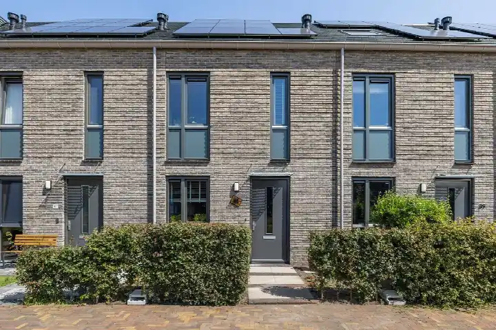 Tussenwoning te koop: J.T. Kuyckstraat 40, Buitengebied Barneveld Barneveld