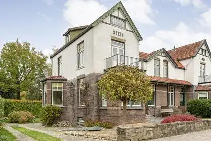 Twee-onder-één-kap te koop: J H Tromp Meestersstraat 13, Torenlanden Steenwijk