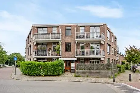 Apartment for sale: Jaap ter Haarsingel 4E, Buitenhof-Oost-Zuid Leiderdorp