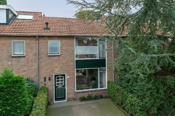 Semi-detached for sale: Jac Catsstraat 7, Putten-Zuid-Oost Putten