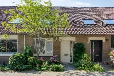 Tussenwoning te koop: Jachthoornpad 10, Zuilenstein-Noord Nieuwegein
