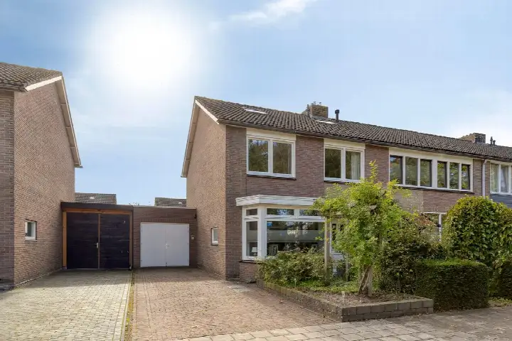 Hoekwoning te koop: jacob catsstraat 13, De Thij Oldenzaal
